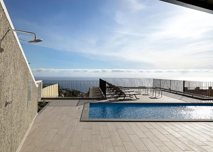 Marco 4 Seasons- Spring Arco da Calheta (Madeira)