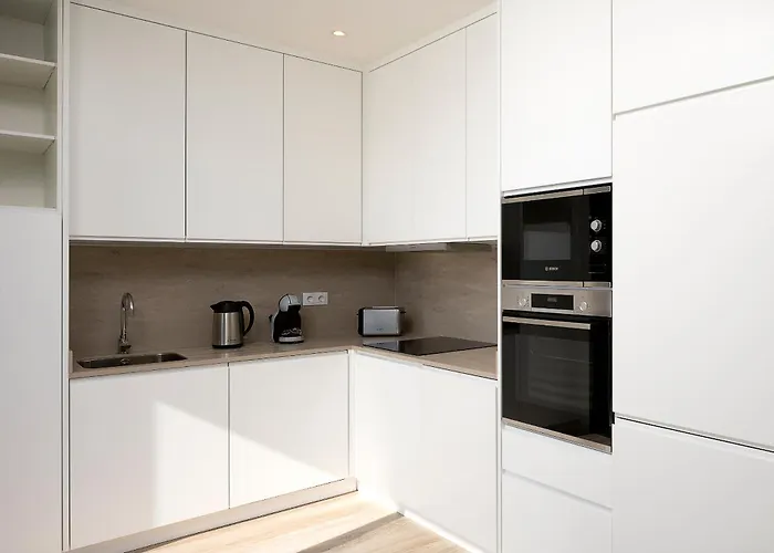 Marco 4 Seasons- Spring Apartment